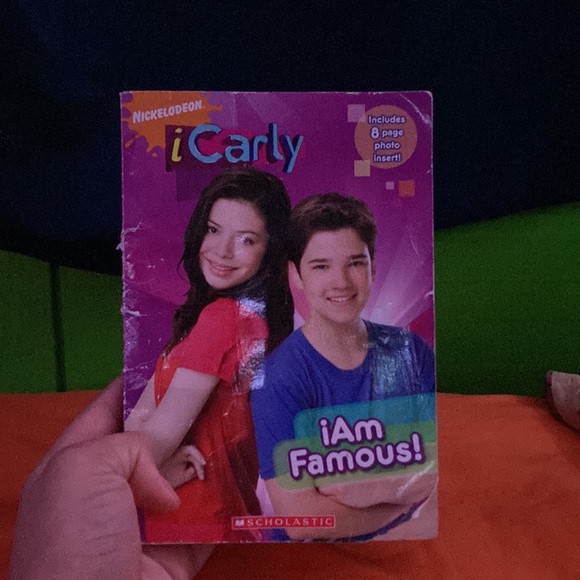 iCarly Books - Picture 4 of 5